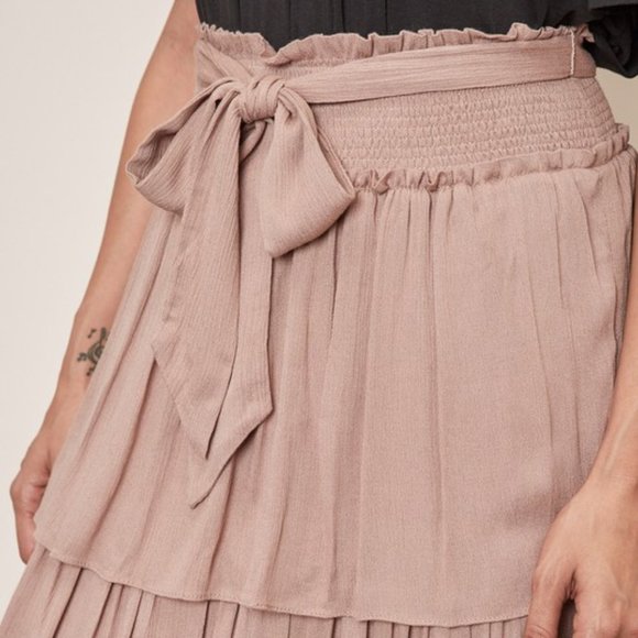 Smocked waist Long Layered Skirt - Picture 4 of 5